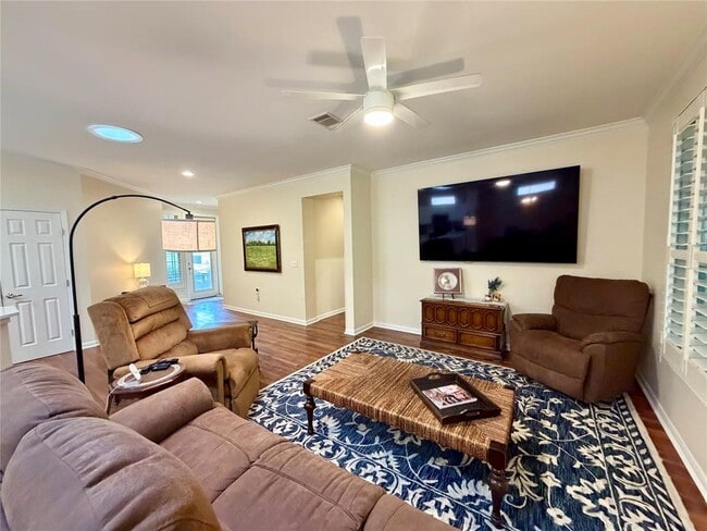 Building Photo - 103 Whispering Wind Dr