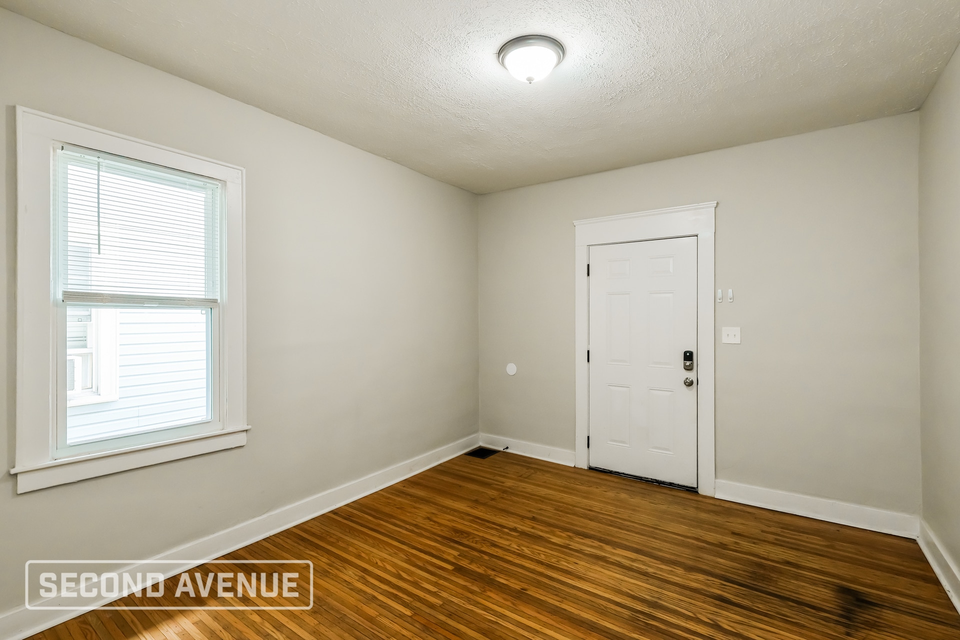 Building Photo - 459 S 41st St
