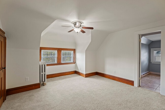 Building Photo - 809 Edgewood Ave