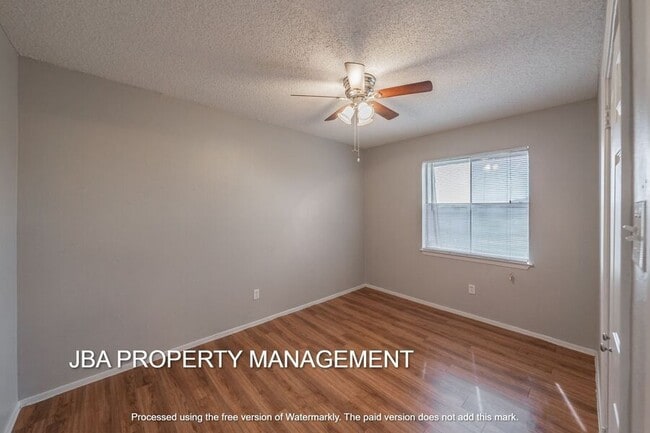 Building Photo - 1758 Farleigh Ct