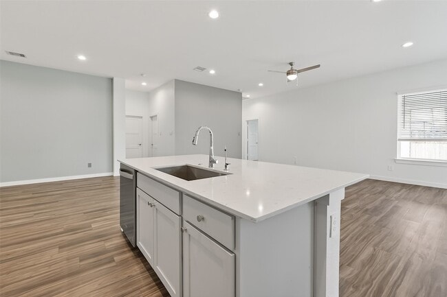 Building Photo - 13304 Big Sky Ct