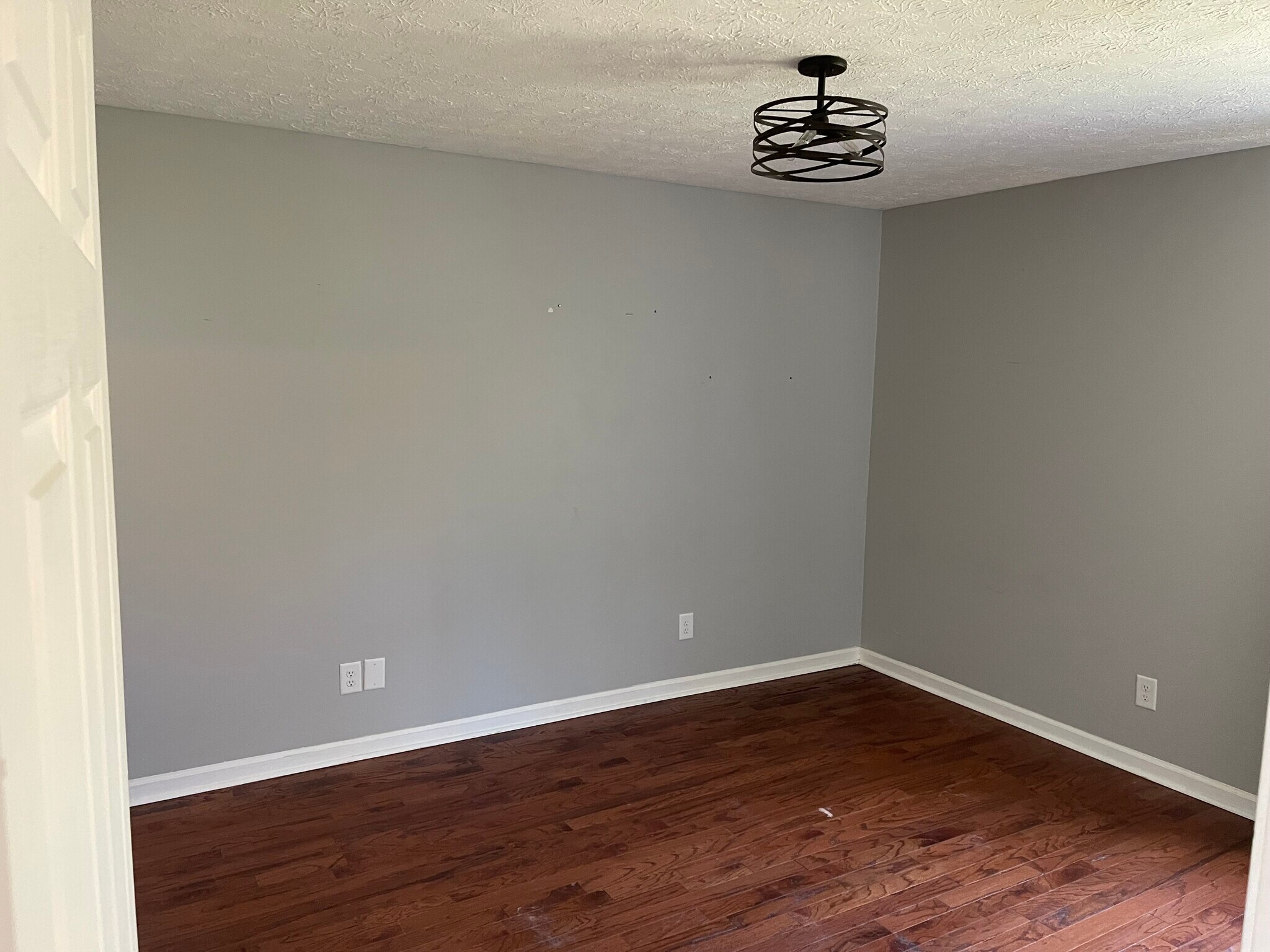 Building Photo - 1513 Luton St