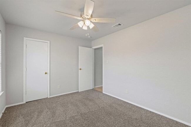 Building Photo - 1605 Morningside Dr