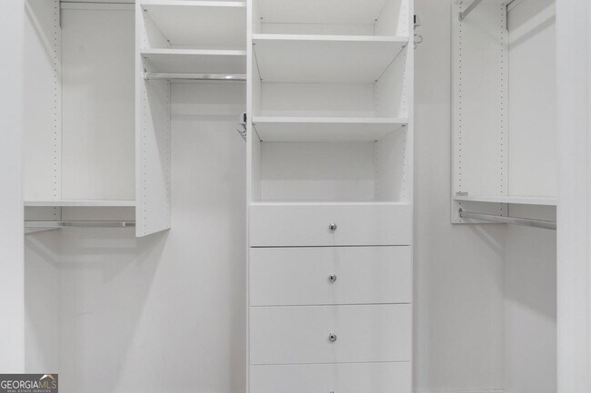 Building Photo - 371 Pratt Dr SE