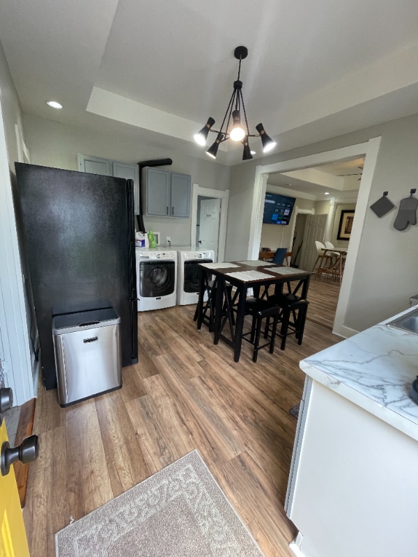 Building Photo - 232 N Randolph St