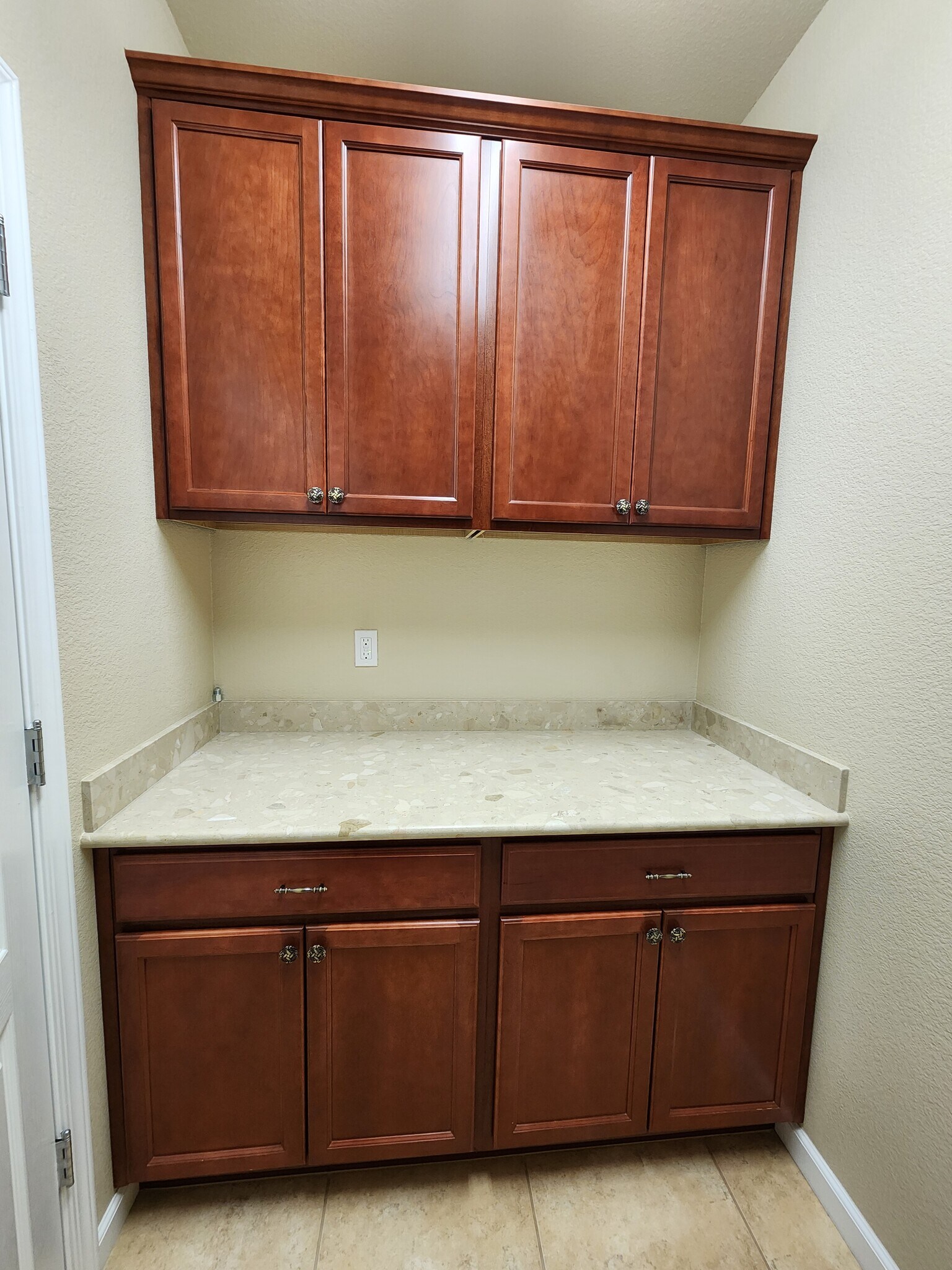 Laundry Cabinets - 207 Hibiscus Way