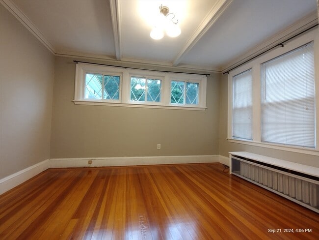 Building Photo - 60 Washington St