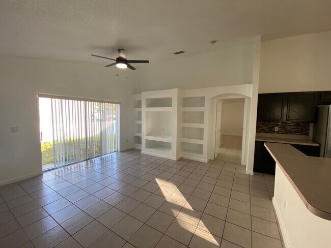 Building Photo - Home for rent