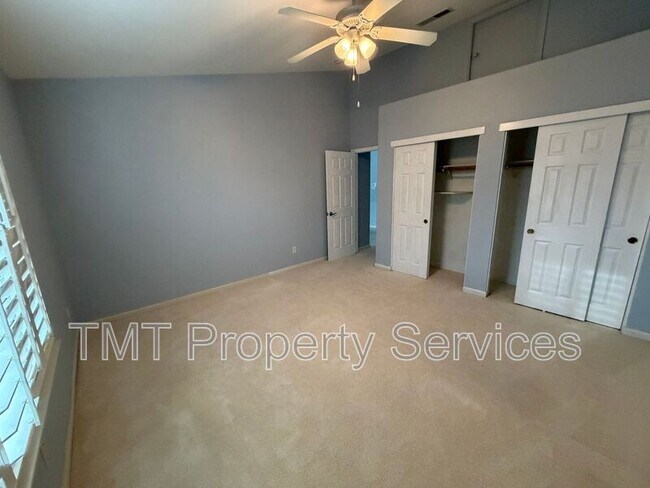 Building Photo - 70 Jade Tree Cir