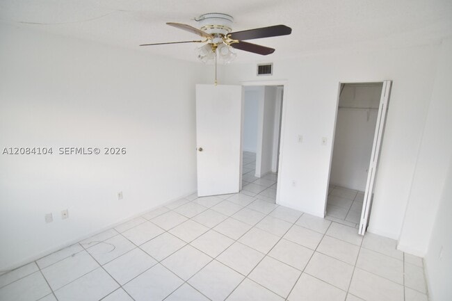 Building Photo - 7300 Wayne Ave