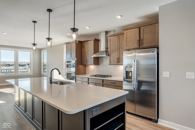 Building Photo - 414 Elite St