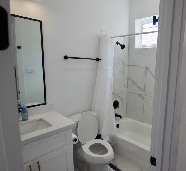 Building Photo - 861 Fisher St