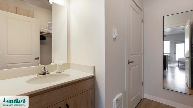 Building Photo - 2145 Molalla Rd