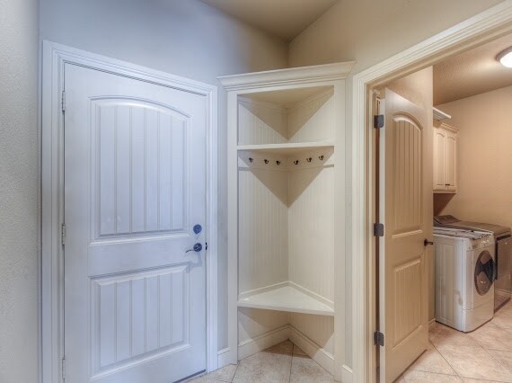 Building Photo - 8680 East 105th Ct S