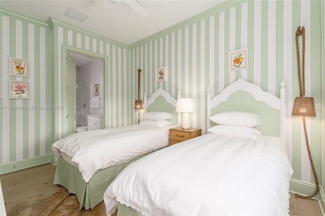 Building Photo - 11261 SE Blair Ln