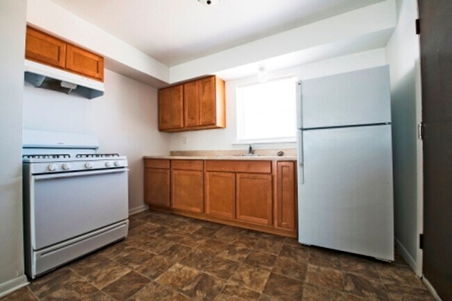 Building Photo - 1501 State St Calumet City, IL 60409