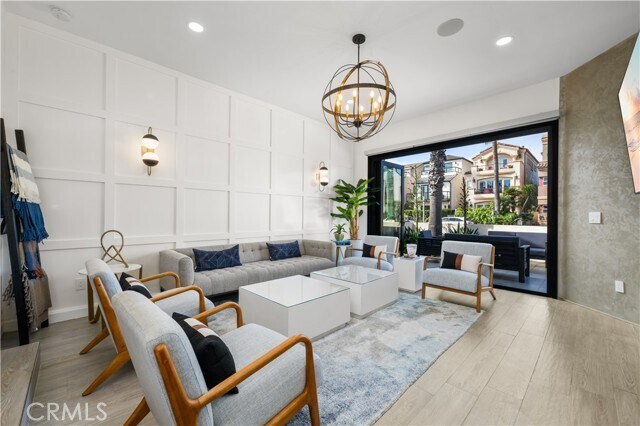 Building Photo - 122 21st St