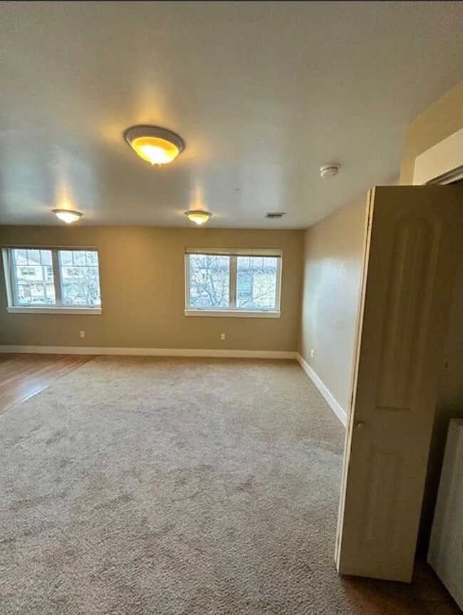 Building Photo - 311 Michael Grove Ave