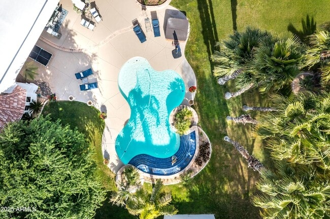 Building Photo - 6649 E Berneil Dr