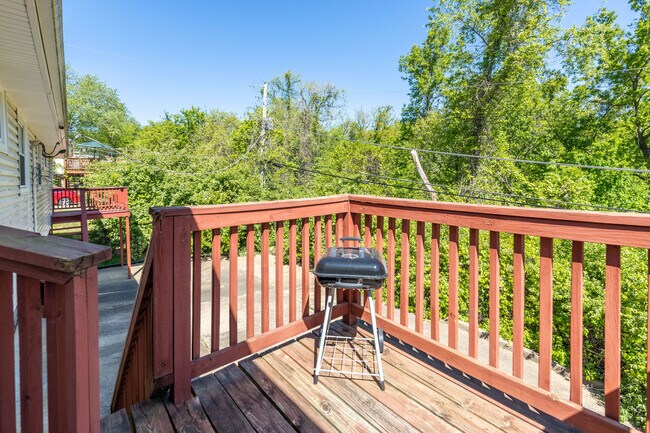 Deck - 1681 Lonedell Rd