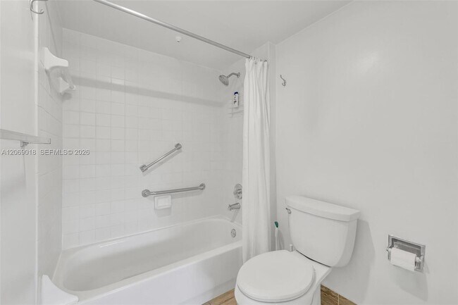Building Photo - 12651 SW 16th Ct