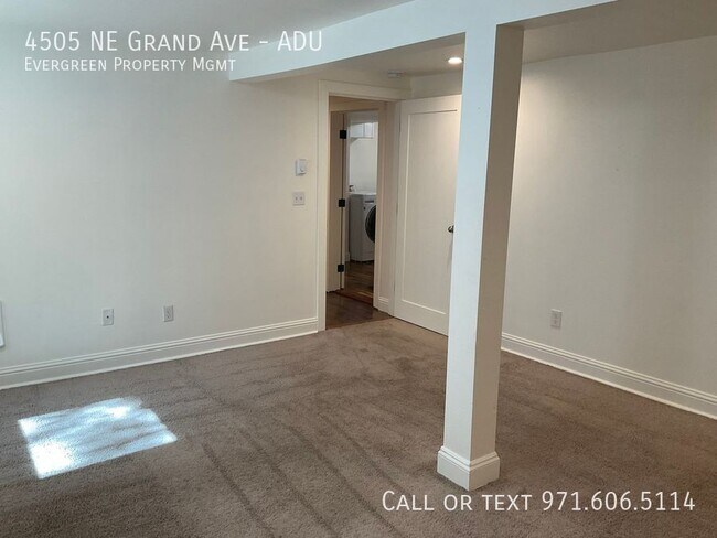 Building Photo - 4505 NE Grand Ave