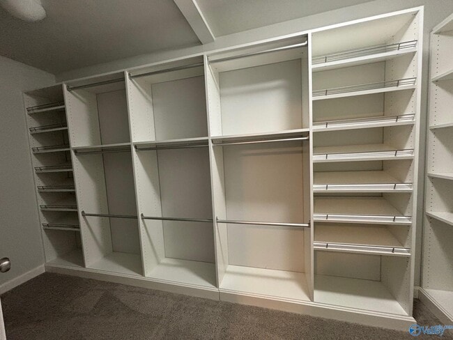 Building Photo - 212 Oracle Cir