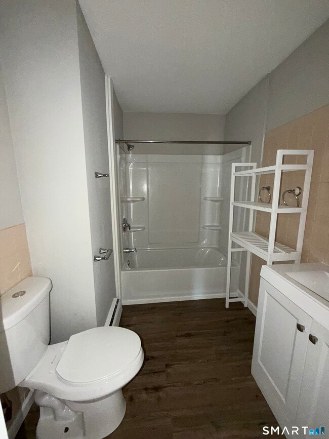 Building Photo - 42 Summer St