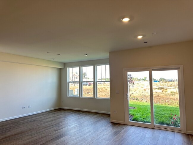 Building Photo - 2204 Horseshoe Cir