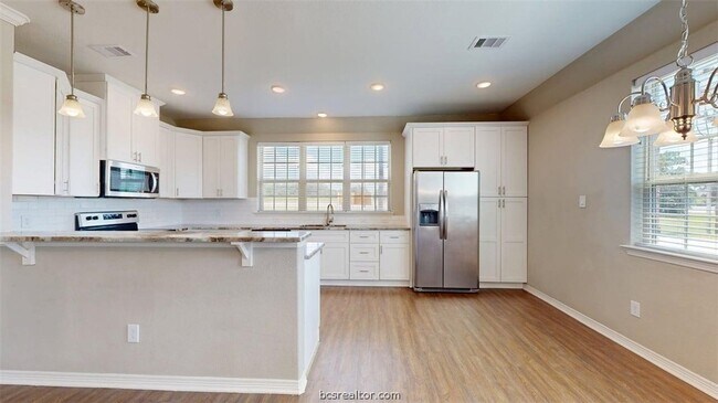 Building Photo - 2027 Harvey Mitchell Pkwy S