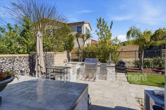 Building Photo - 25102 Aspen Falls Dr