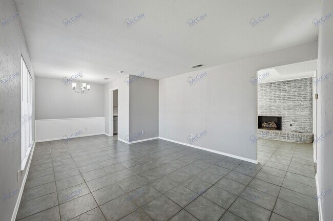 Building Photo - 737 Willow St