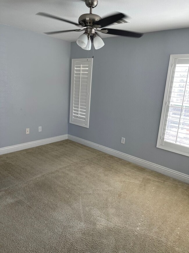 Building Photo - Stunning Single-Story Home with Spa in Gated Community!