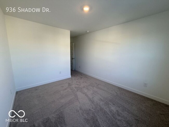 Building Photo - 936 Shadow Dr