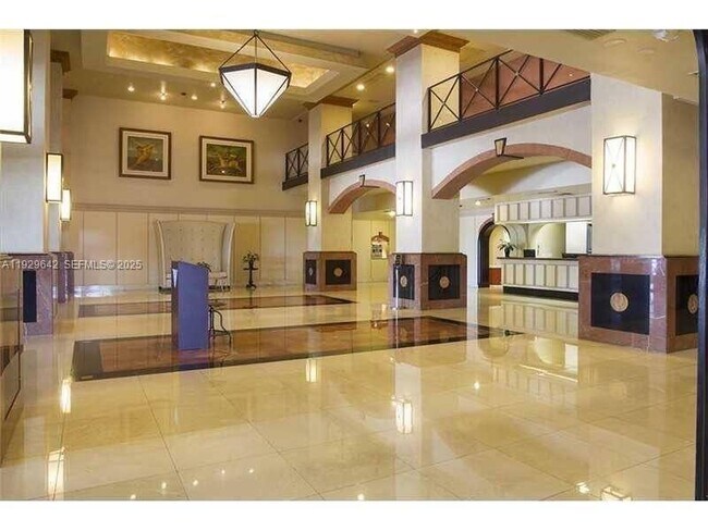 Building Photo - 555 NE 15th St