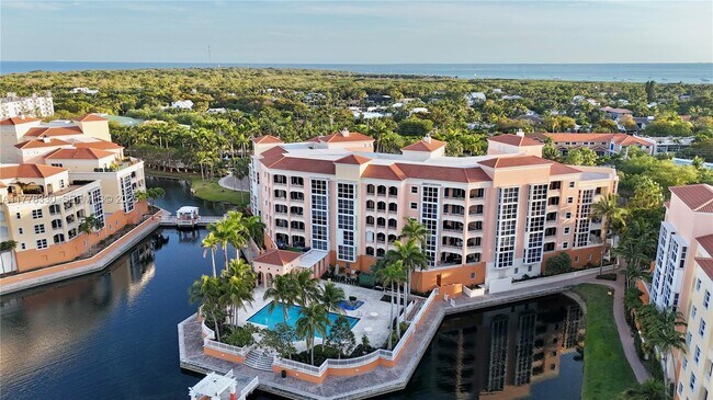 Building Photo - 747 Crandon Blvd