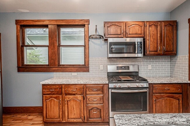 Building Photo - Please View 3D Virtual Walk-Through Before Scheduling a Showing