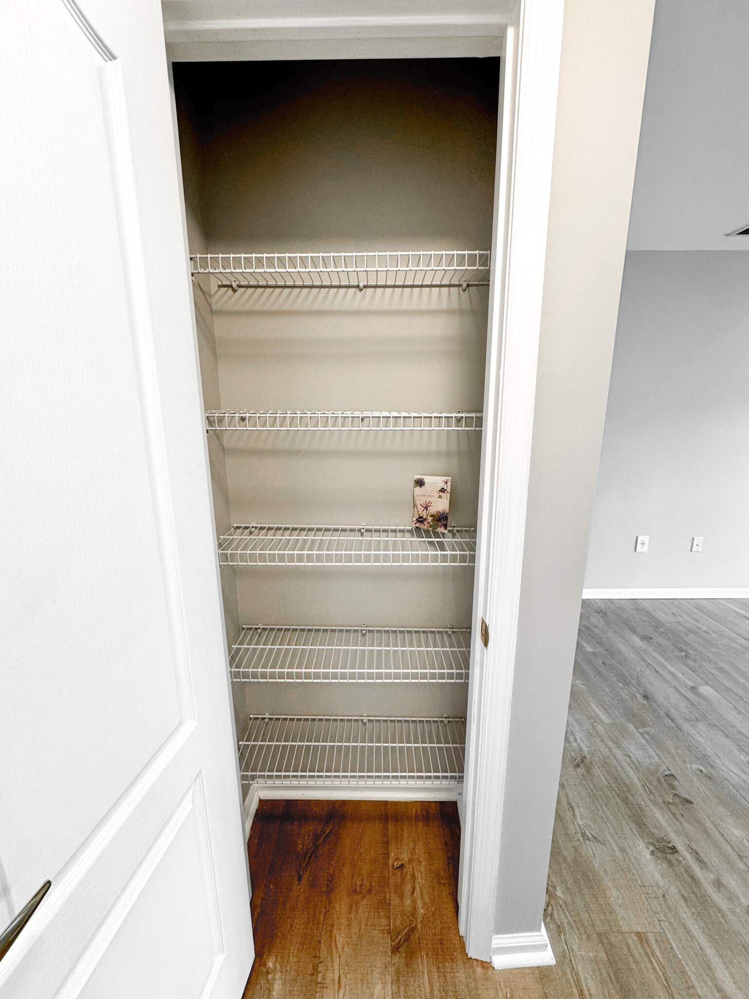 Building Photo - 136 Lionheart Ln