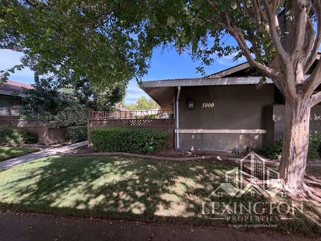 Building Photo - Stunning, 2BD/1BA, Condo home in The Villaggio Community, near Madison Ave.!