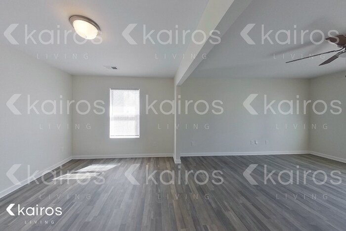 Building Photo - 306 Foxtrot Trl