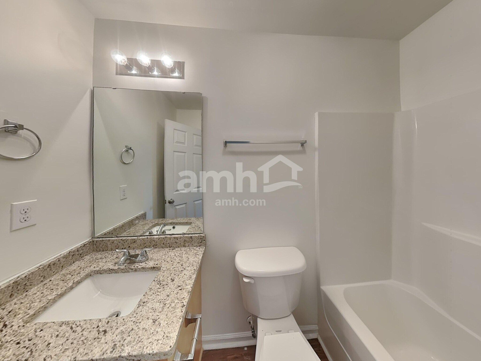 Building Photo - 51 Wolf Creek Ln