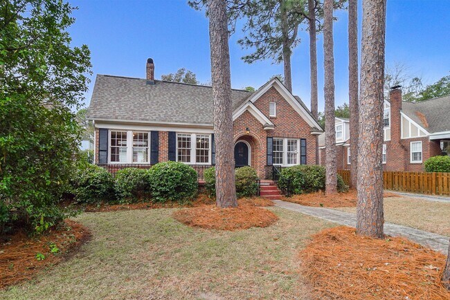 Primary Photo - Charming 3 Bedroom Home in Desirable Heath...