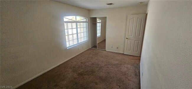 Building Photo - 861 Cavaison Ave