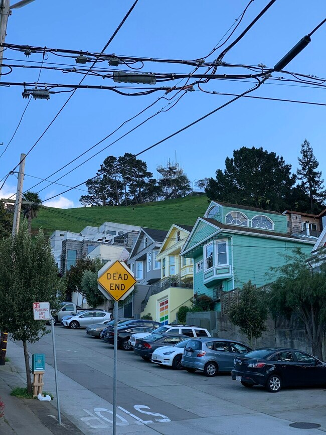 Building Photo - 3248 Folsom St