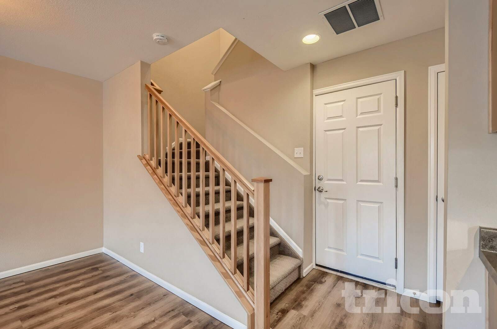 Building Photo - 2172 Willow Ct