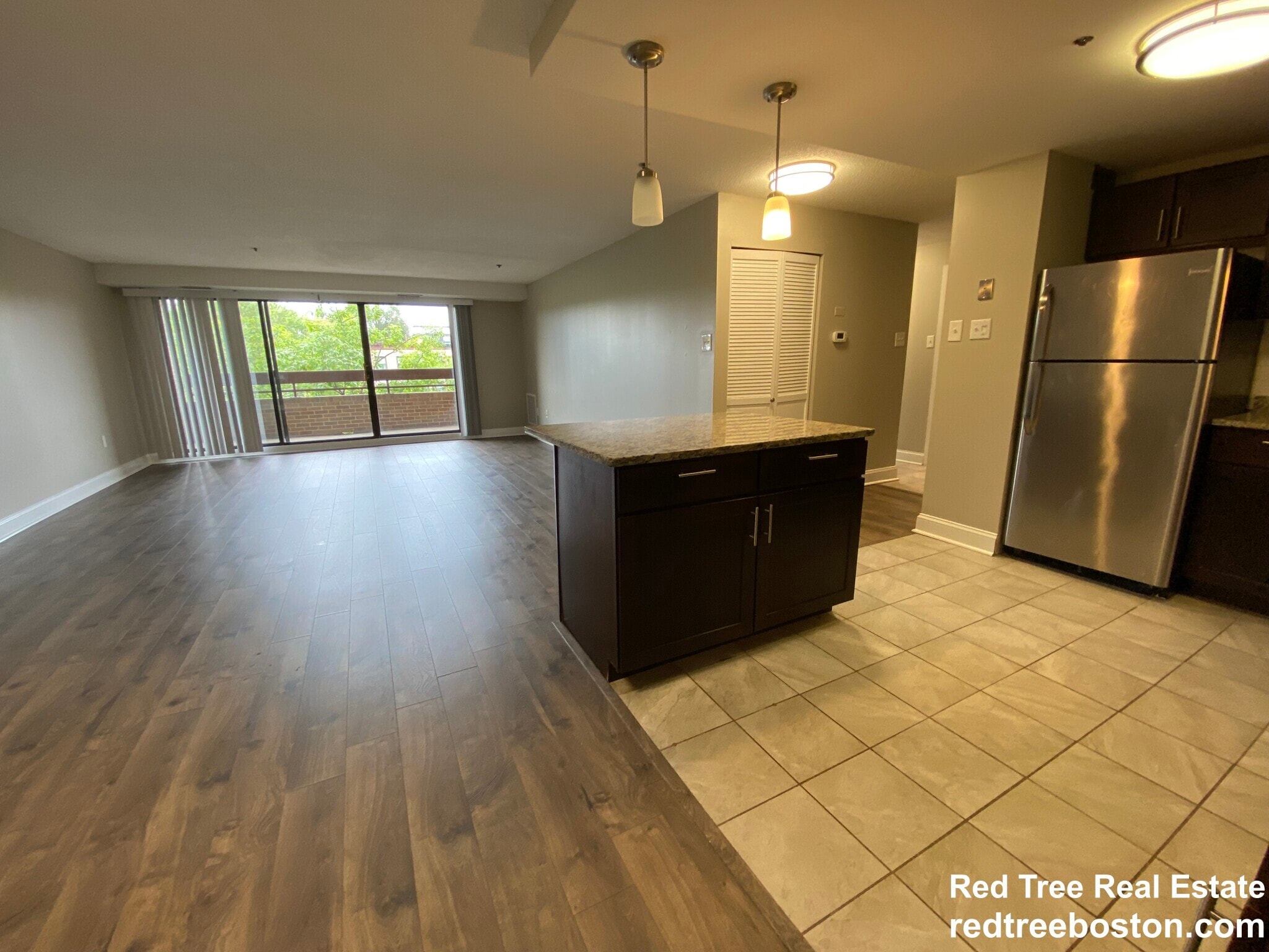 Building Photo - 1111 Beacon St