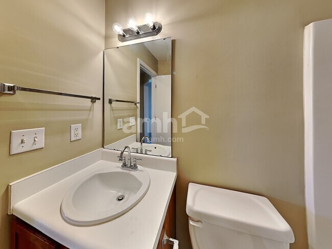 Building Photo - 4318 Crowfield Dr