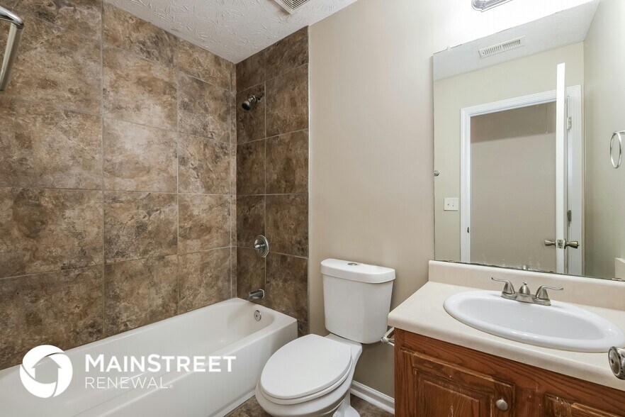 Building Photo - 40 Heaton Dr