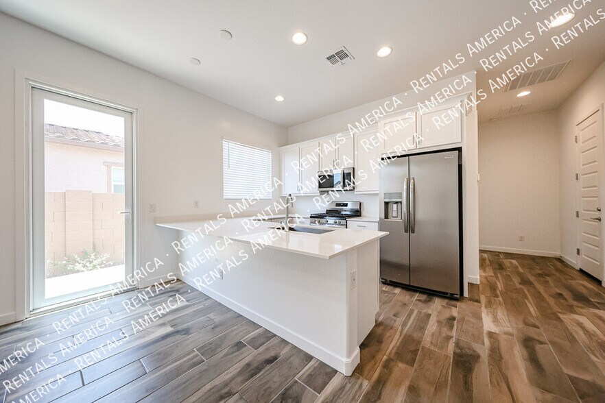 Building Photo - 23075 E Lords Wy