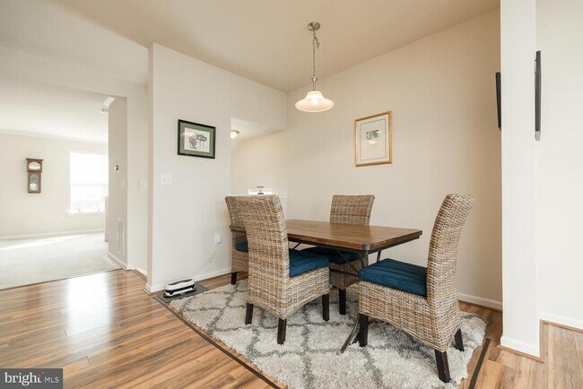 Building Photo - 155 Schramm Lp